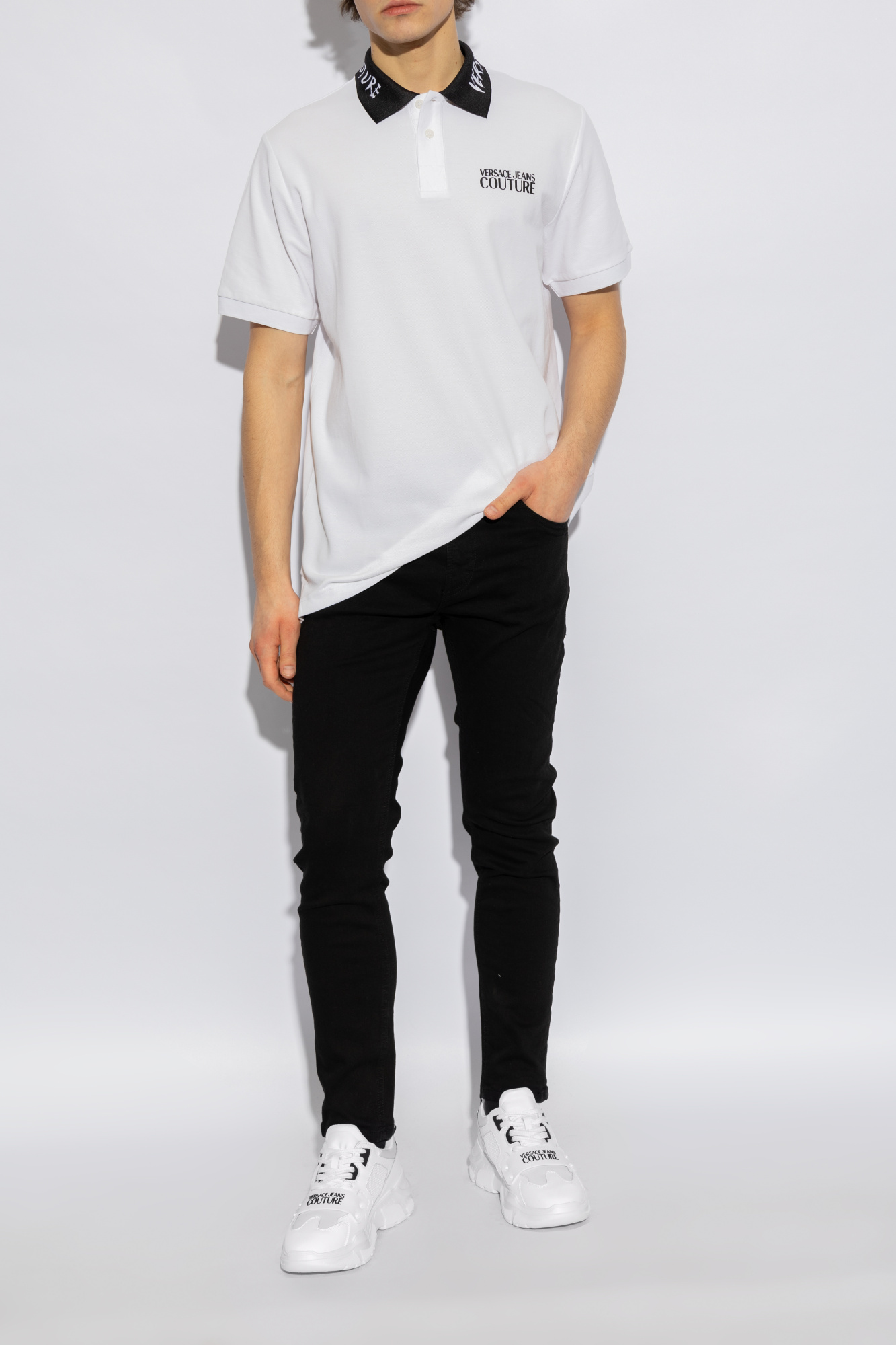 スニーカー VERSACE JEANS COUTURE Men Sneakers White 78YA3SC4ZSC55 003 VERSACE JEANS COUTURE White Speedtrack Sneakers for Men